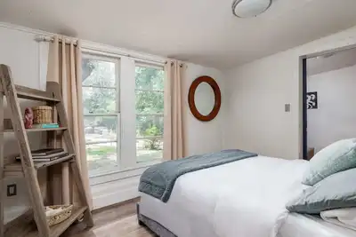 Image de 2 br, South Austin, Eco Friendly | The Nest