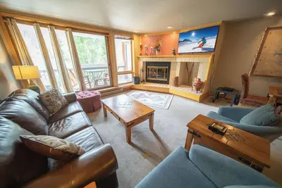 Image de Condo with Mountain Views & pool/hot tub onsite