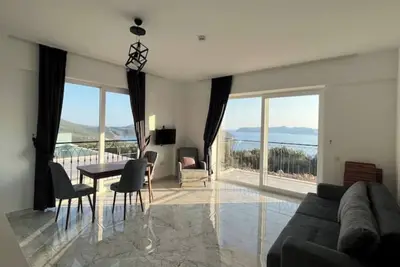Image de Kaş Eylül Suit Apart Sakura