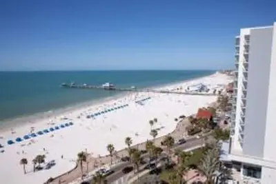 2bed/2bath, Clearwater Beach, Fl!