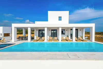 Image de Villa Seashell - Quatre Chambres Villa, Couchages 8