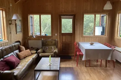 Image de Cosy cottage close to natural pearls with hot tub – stars and northern lights!
