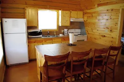 Image de Frio Pecan Farm Log Cabins 1-17
