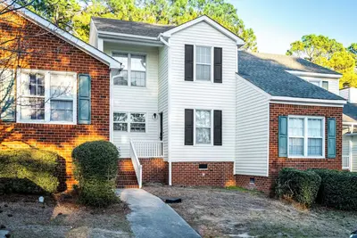 Image de Spacious 2 Br Condo/Pool Access