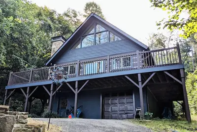 Image de Blue Mountain Retreat, private yet close to everything