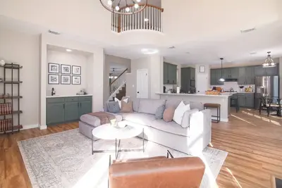 Image de Hestia: Spacious Cedar Park Luxe Retreat