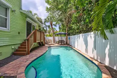 Image de Beachfront Home, Heated Pool on Ami by Gulfcoast Holiday Homes
