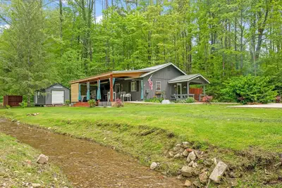 Image de Pet-friendly Creekside Cottage