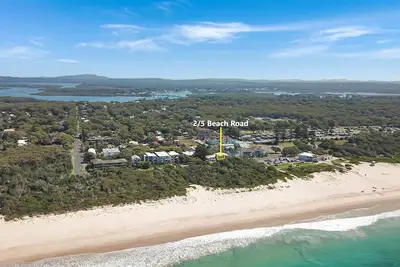 Image de Opposite Bennetts Beach