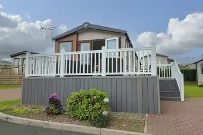 Image de Bay View (27), pet friendly, with pool in Cross Inn