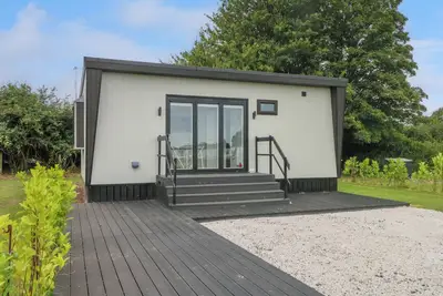 Image de Sutton Fields Chalet, pet friendly, with a garden in Frodsham