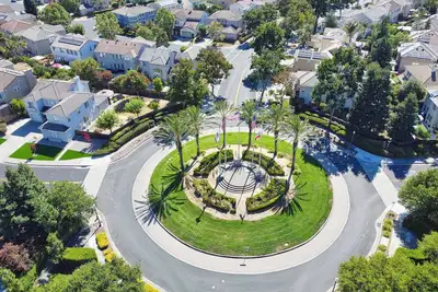 Image de 4 Bd 4 Ba w/ Private Studio 10 G Wifi and Ac