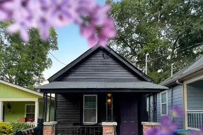 Image de Stylish 1-Br Atlanta Gem! Fast Wi-Fi, Perfect for Work/Play, close to airport.