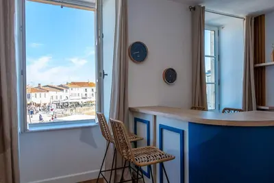 Image de Appartement rénové sur le port de Saint Martin de Ré