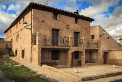 Image de Maison de campagne \"Masia Los Camineros\" avec vue sur la montagne, terrasse privée et jardin privé
