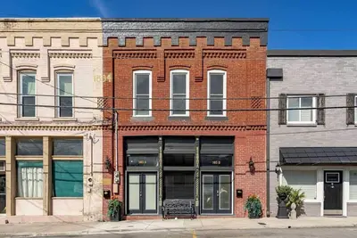 Image de Historic 1894 Space in Downtown Smithville