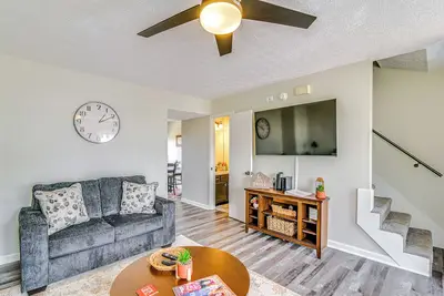 Image de Inviting Bowling Green Escape w/ Smart TVs!