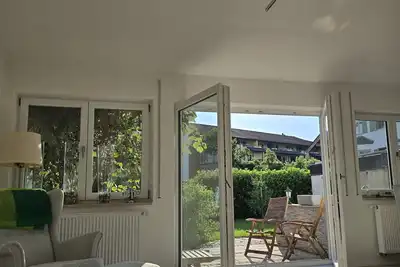 Image de Maison de vacances 'Charmantes Haus Mit Eigenem Garten' avec terrasse privée, jardin privé et Wi-Fi