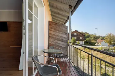 Image de Chambre 'Zi 14 - Doppelzimmer Mit Schlafsofa' avec Vue sur les montagnes, Terrasse partagée et Wi-Fi