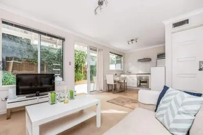 Image de Your Oasis in the Heart of East Perth