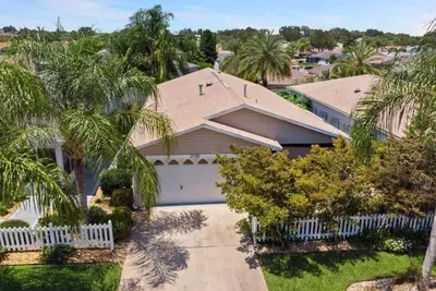 Image de Your Private Oasis Awaits!