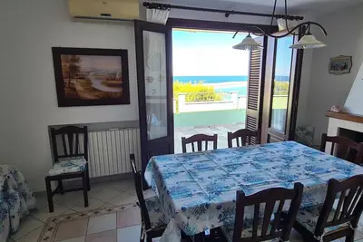 Image de Large mansion with sea view terrace