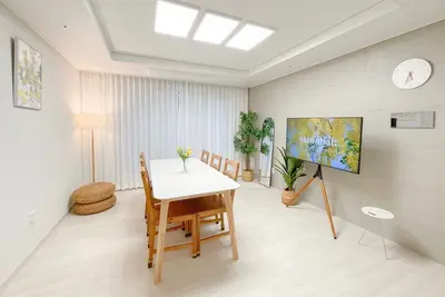 Image de ★Ari's Home /15mins to Cheonan Station/Free parking/3-bedroom apartment\n