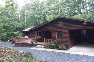 Image de La La's Cabin Fire Pit Pet friendly sleeps 8 Secluded