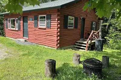 Image de Cozy 2-bedroom cabin near Mount Snow 3 min drive