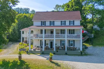 Image de Queen's Inn-Gore Bay, Manitoulin Island - The world's largest fresh water island