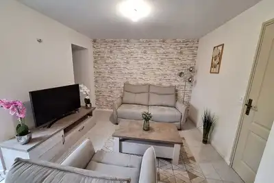 Image de Belle maison de ville au bord du plan d'eau