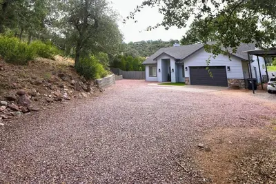 Image de Eagle's Nest directly on Payson Golf Course