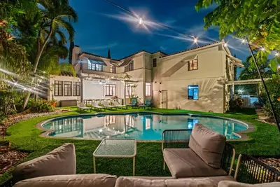 Image de Coastal Heritage Vizcaya Mansion | Beach 4 min