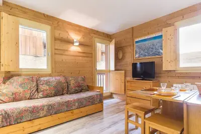 Image de Appartement rénové proche Paradisio, 200m des pistes, balcon, Tv