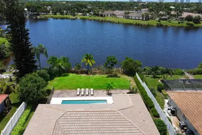 Image de Lakeside Retreat Bonita Springs, Pool, privacy, completely remodeled, Lake view