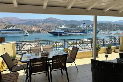 Image de Spectacular sea views & prime position overlooking Argostoli Harbour