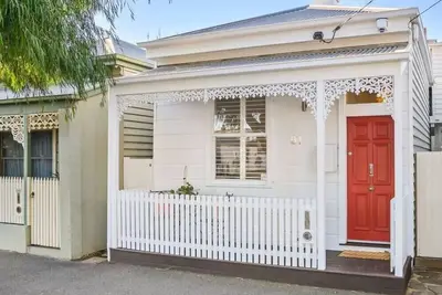 Image de Renovated Brilliance in Bayside Albert Park