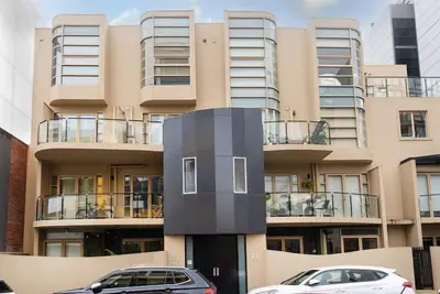 Image de Central South Yarra Sensation. 2Bdr Brilliance.