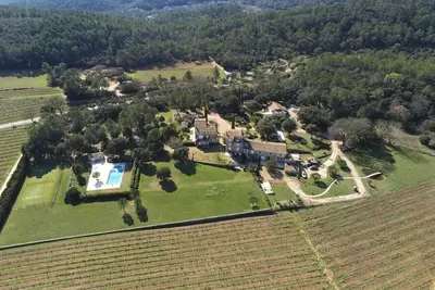 Image de Location de charme au Château de Mappe à Lorgues