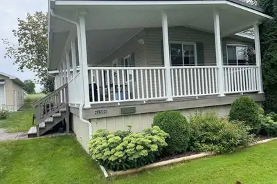 Image de Great location near A-Bay+Clayton! Clean, quiet 3 bedroom cottage+River access.