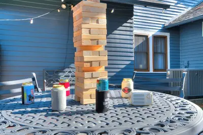 Image de yOUr Home Base - Close to Ou & Downtown - Unbeatable Location