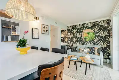 Image de The Palms Coconut Grove: 1 bedroom/ 1 bath condo includes parking