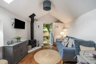 Image de The Old Stables - sleeps 2 guests in 1 bedroom