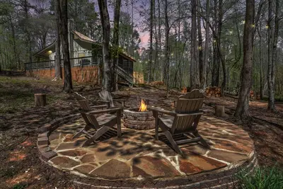 Image de Creekside Cabin in Blue Ridge - Hot Tub, Fire Pit, Fiber WiFi, 180' Creek Front