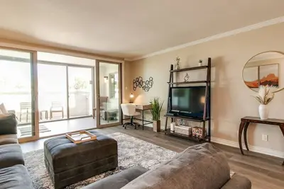 Image de 2 Bdrm Condo in the Heart of Old Town Scottsdale!