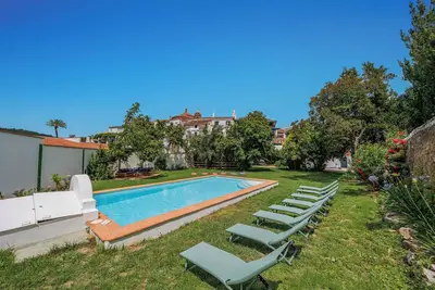 Image de Wonderful 17th Century 5 Bedroom House with Large Gardens, Pool and Sauna
