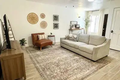 Image de Pets Stay Free! 3 bed 2 ba condo, with community pool -Sleeps 6