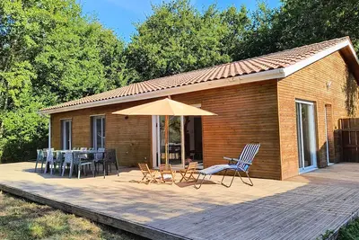 Image de Maison en bois 4 chambres + Vélos entre océan et forêt