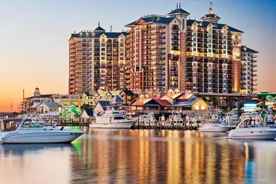 Image de Emerald Grande at HarborWalk - 3 Bedroom + 3 bath Condo with Harbor View Balcony