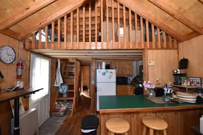 Image de Rustic, cozy lodge available for rent at Plattsburgh Rv Park